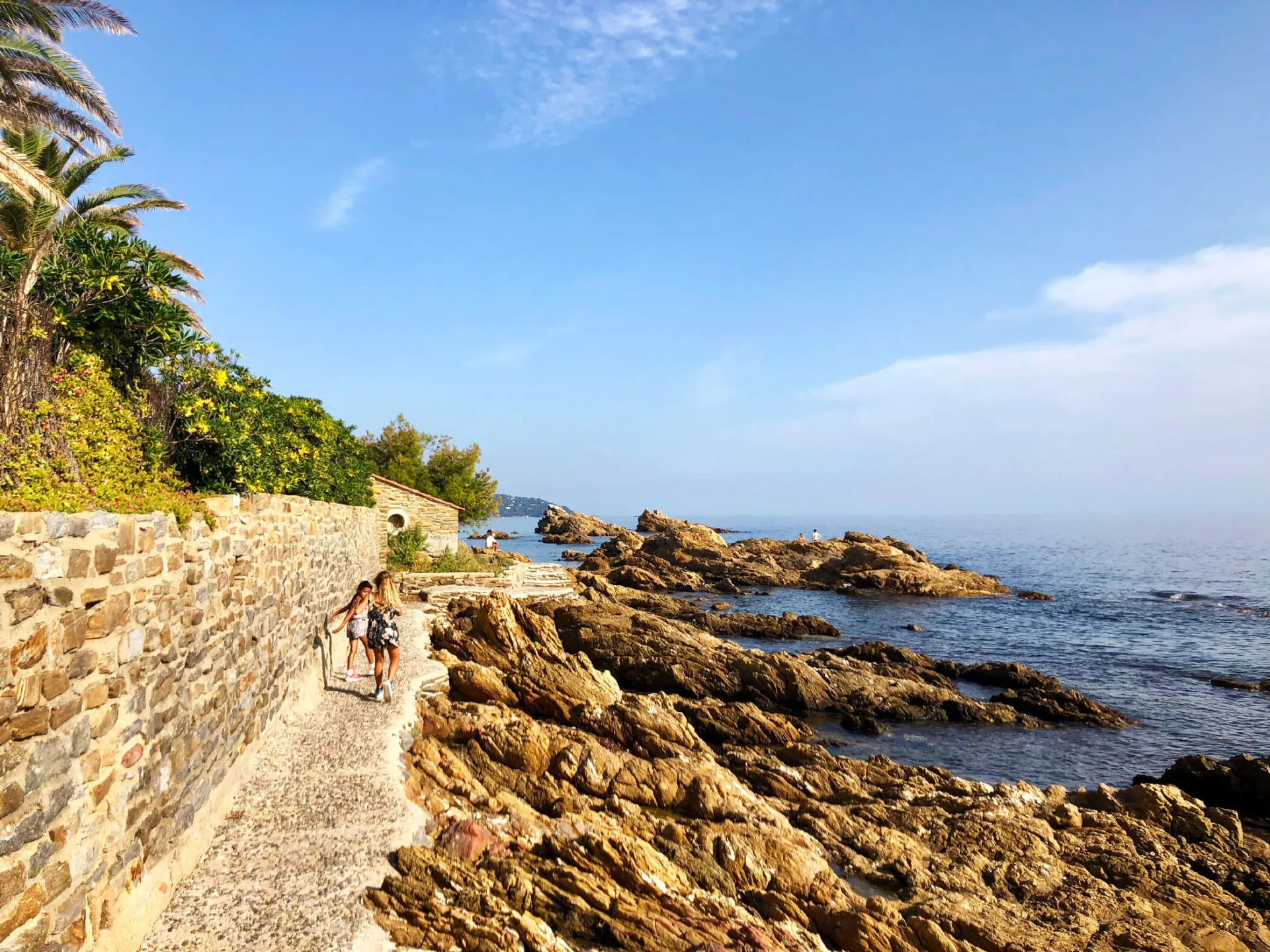 Balade et randonnée sur le sentier du littoral au Lavandou