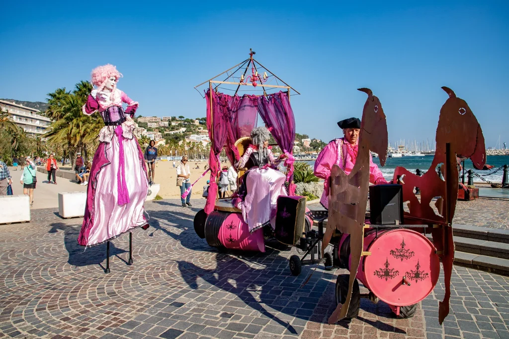 Festival théâtre de rue Le Lavandou