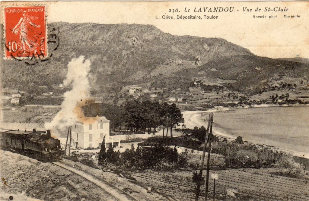 LE LAVANDOU vers 1908 - Vue de St-Clair 