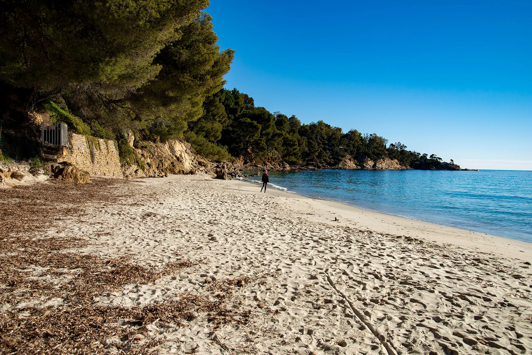 Playa en invierno Le Lavandou