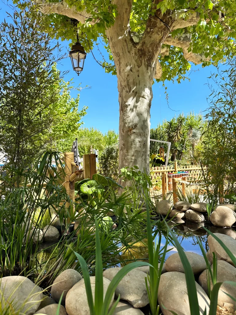 Le Lavandou ephemeral garden