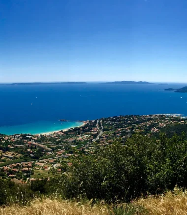 Le Lavandou vistas al mar