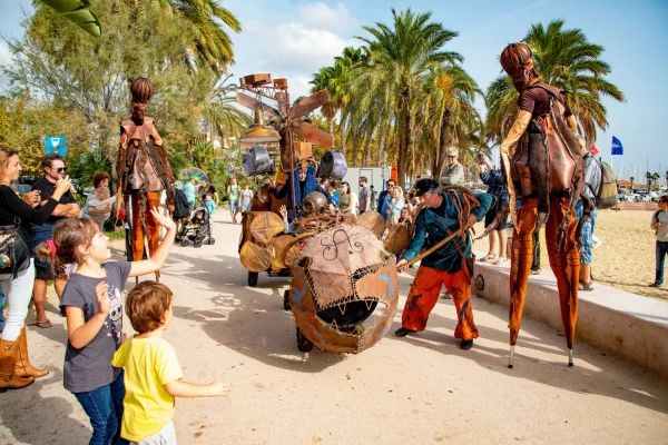 Le Lavandou Street Theater