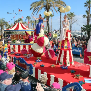 Blumenparade in Le Lavandou